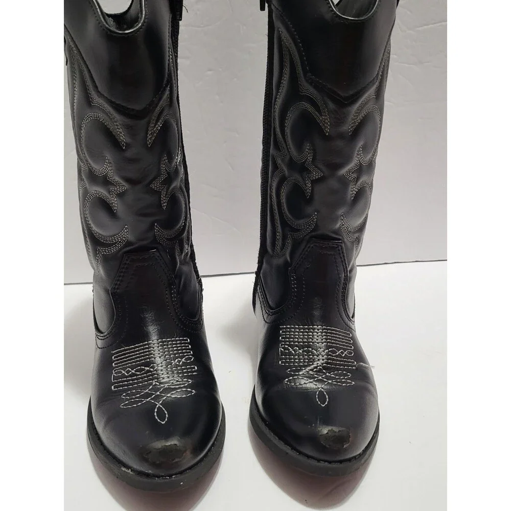 Kids Black Cowboy Boots And White – Size 13